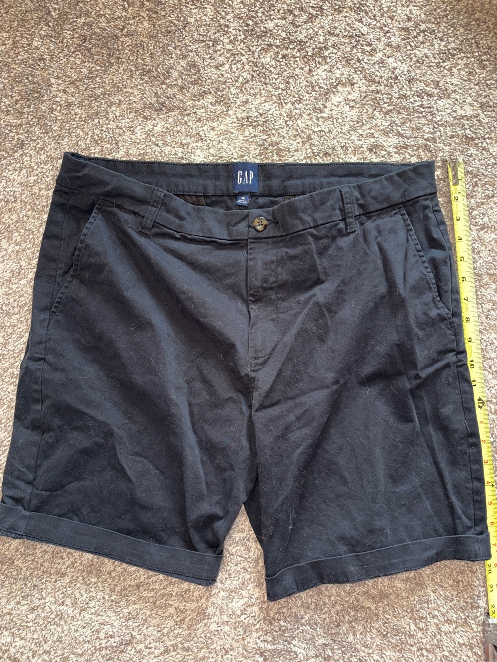 Gap Men’s Size 38 Flat Front Black Chino Shorts